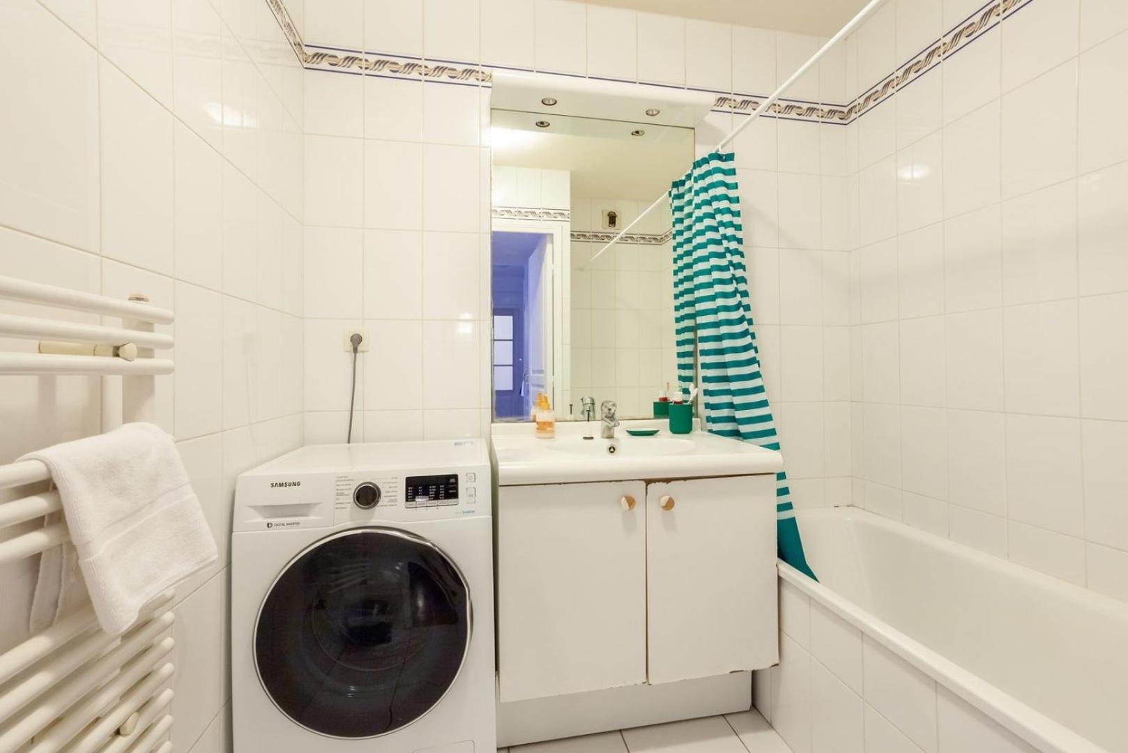 Spacious 1Br | Near City Center & Baby-Friendly! Leilighet Lyon Eksteriør bilde